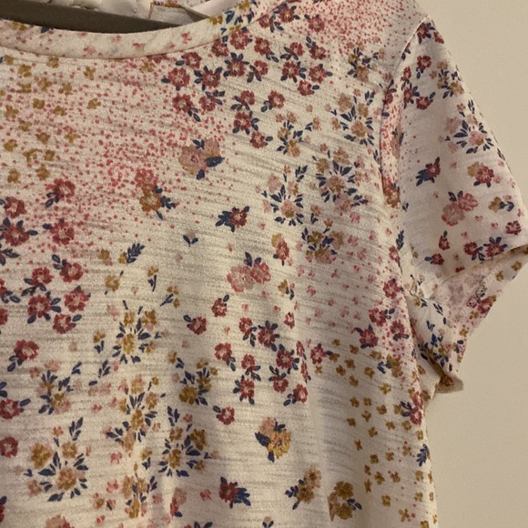 Lauren Conrad Floral Lace Hem Tee - Picture 3 of 5